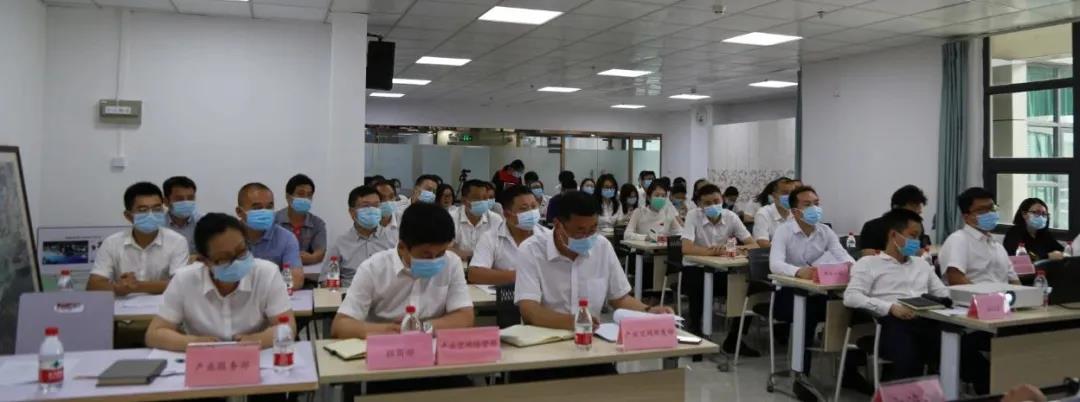 安全生產(chǎn)隱患大排查大整治暨信訪維穩(wěn)工作部署會02