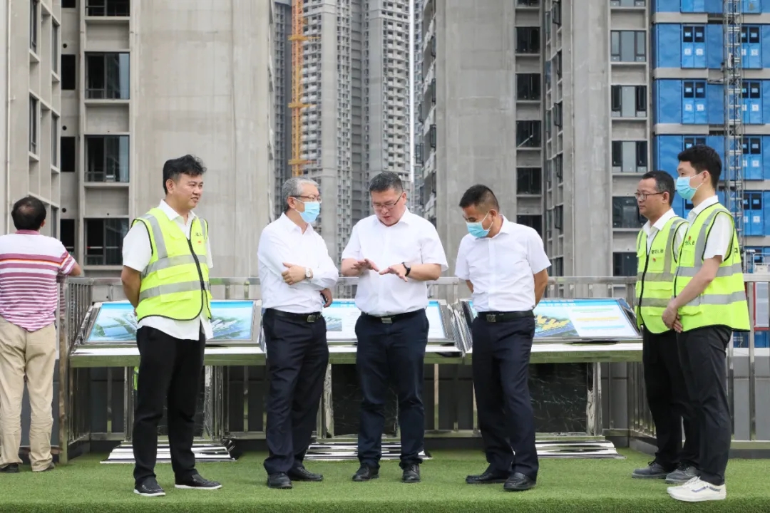 黃剛勇董事長帶隊到光明區(qū)長圳公共住房項目開展安全生產(chǎn)工作調(diào)研002.webp